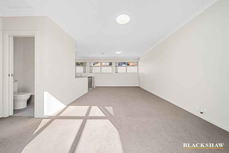 5/18 Richard Avenue Crestwood