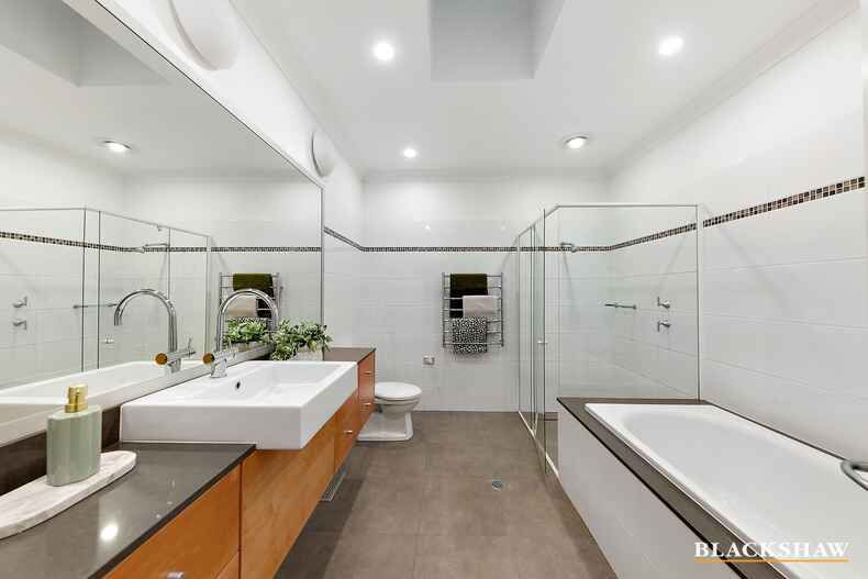 29 Lefroy Street Griffith 29 Lefroy Street Griffith