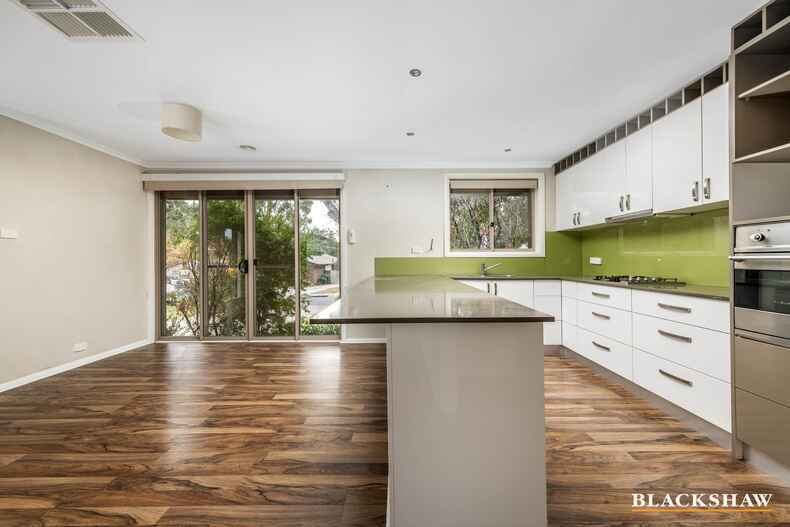 10 McBeath Place Kambah