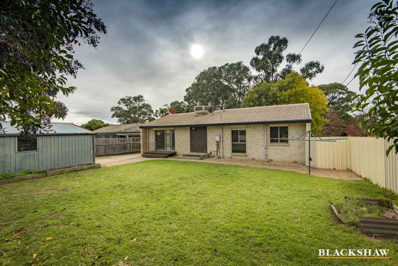 10 McBeath Place Kambah