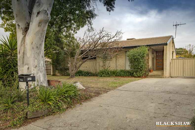 10 McBeath Place Kambah