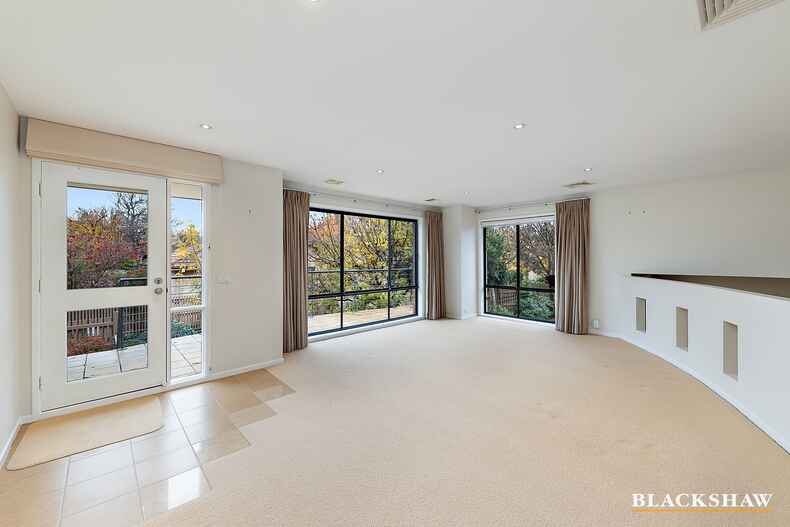 4/33 Gooreen Street Braddon