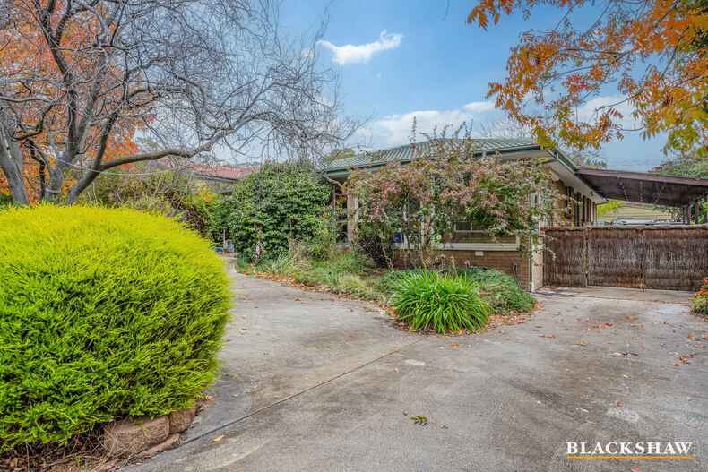 8 Nannine Place Fisher 8 Nannine Place Fisher