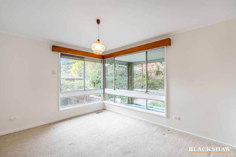 8 Nannine Place Fisher 8 Nannine Place Fisher