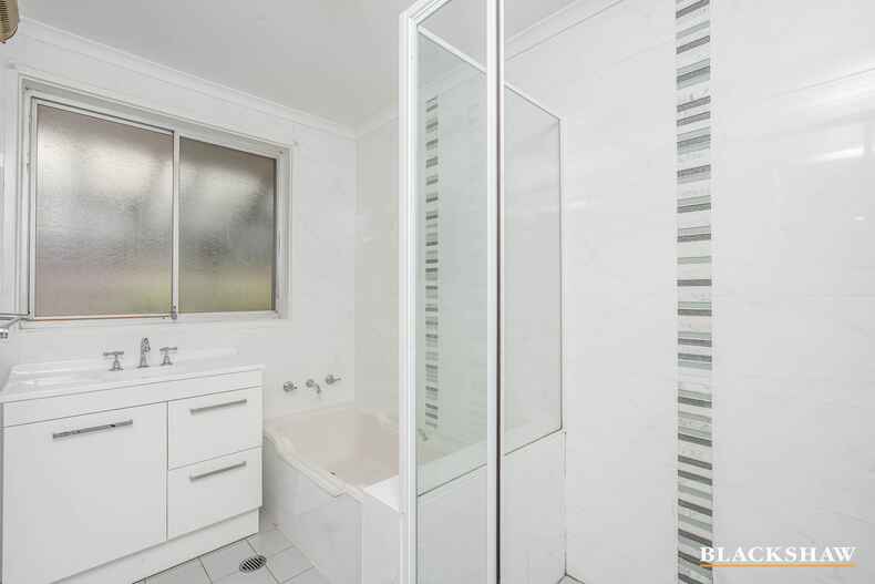 8 Nannine Place Fisher 8 Nannine Place Fisher