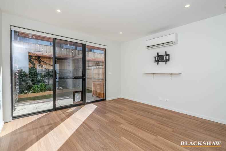 120/2 Woodberry Avenue Coombs 120/2 Woodberry Avenue Coombs