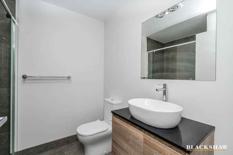 120/2 Woodberry Avenue Coombs 120/2 Woodberry Avenue Coombs