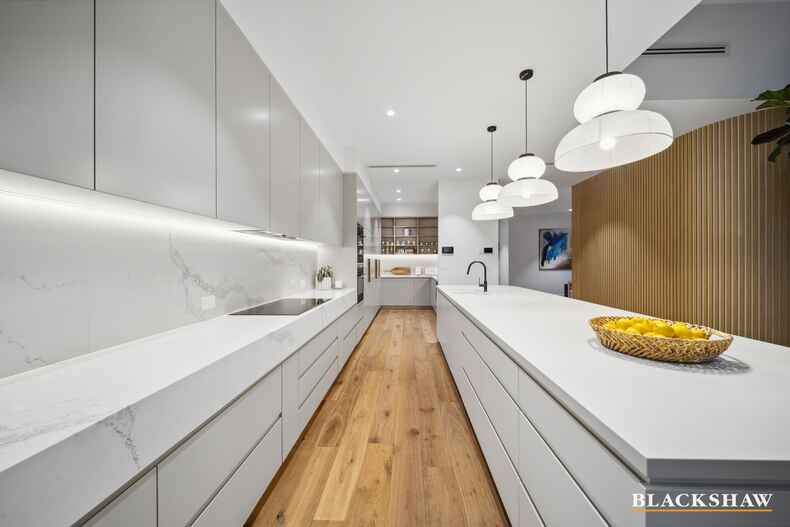 4 Willcock Place Curtin