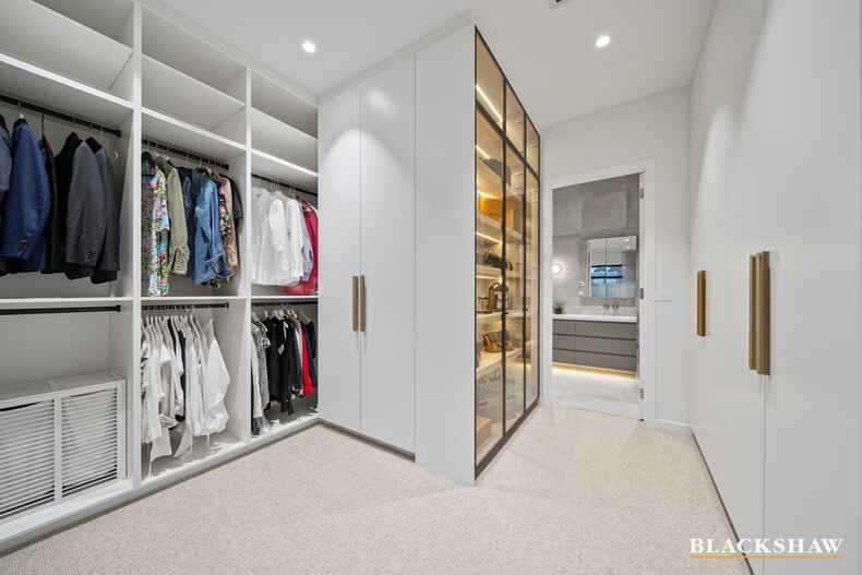 4 Willcock Place Curtin