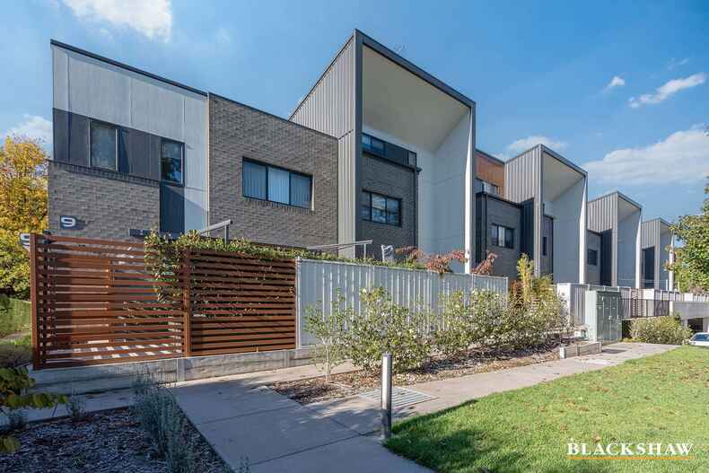 13/2 Berrigan Crescent O'Connor