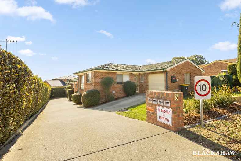 3/3 Parr Place Karabar