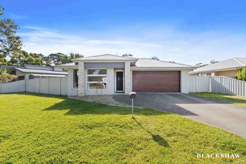 17 Martin Place Broulee 17 Martin Place Broulee