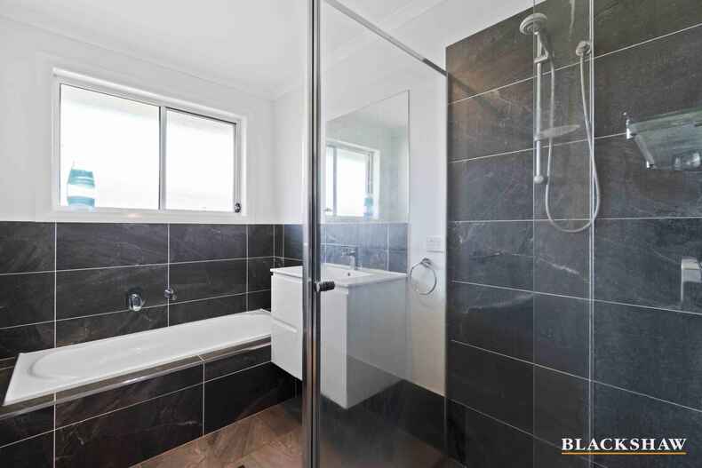 17 Martin Place Broulee 17 Martin Place Broulee