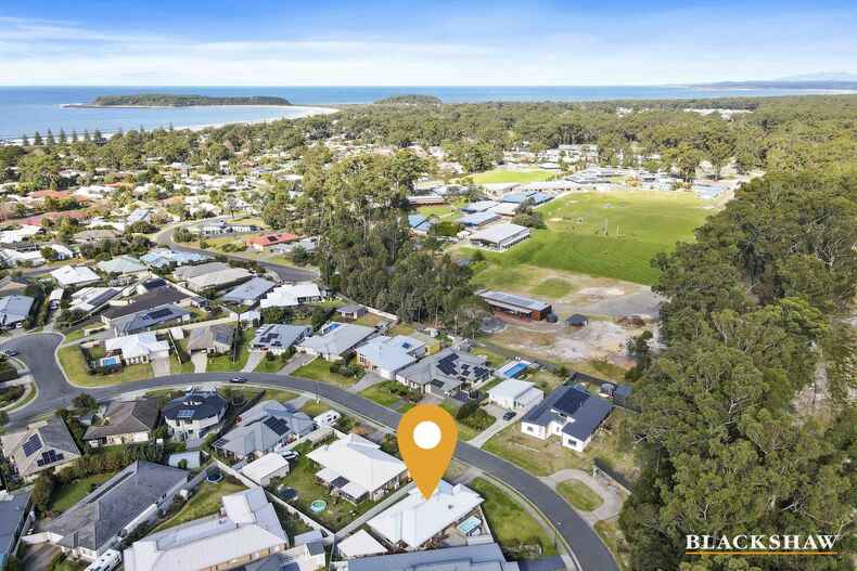 17 Martin Place Broulee 17 Martin Place Broulee