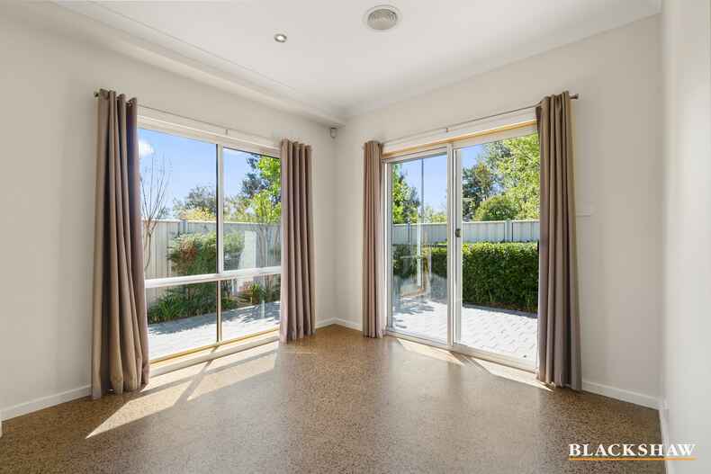 2/36 Rutledge Street Queanbeyan