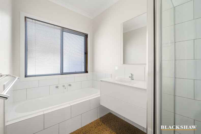 2/36 Rutledge Street Queanbeyan