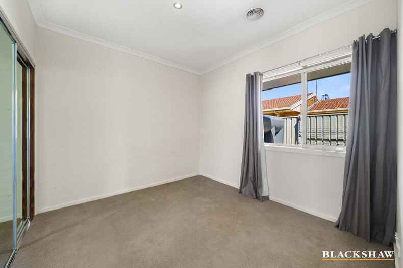 2/36 Rutledge Street Queanbeyan