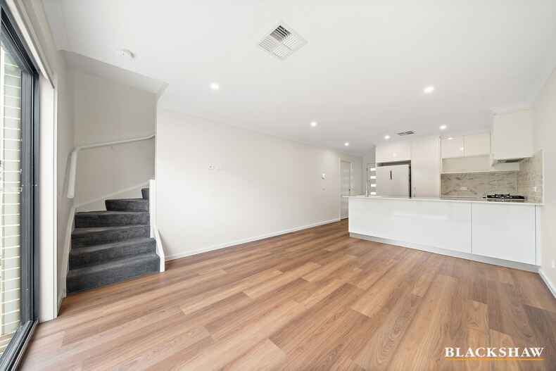 4/7 O'Neill Street Queanbeyan East