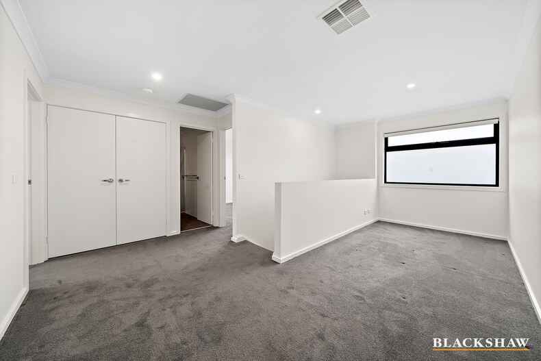 4/7 O'Neill Street Queanbeyan East
