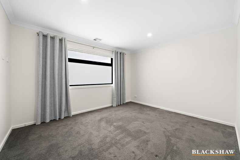 4/7 O'Neill Street Queanbeyan East