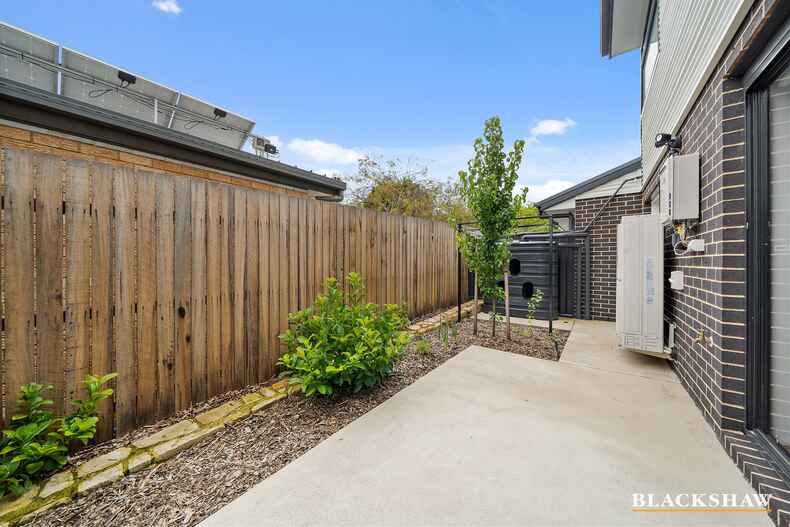 4/7 O'Neill Street Queanbeyan East