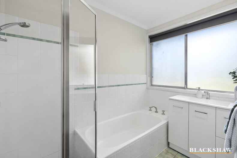 2 Le Gallienne Street Melba 2 Le Gallienne Street Melba