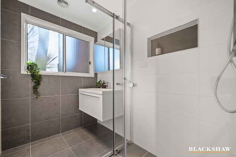 47 Outtrim Avenue Calwell