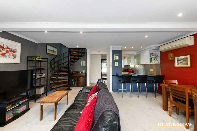 8 Menkens Court Phillip 8 Menkens Court Phillip