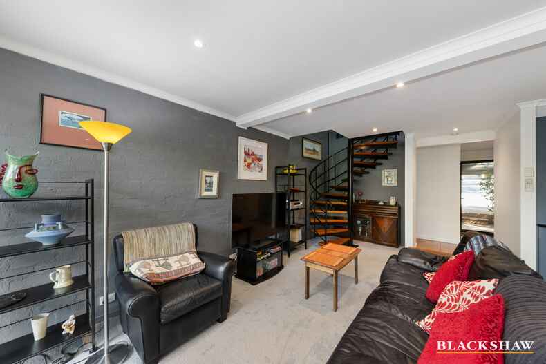 8 Menkens Court Phillip 8 Menkens Court Phillip