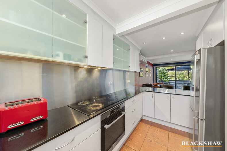 8 Menkens Court Phillip 8 Menkens Court Phillip