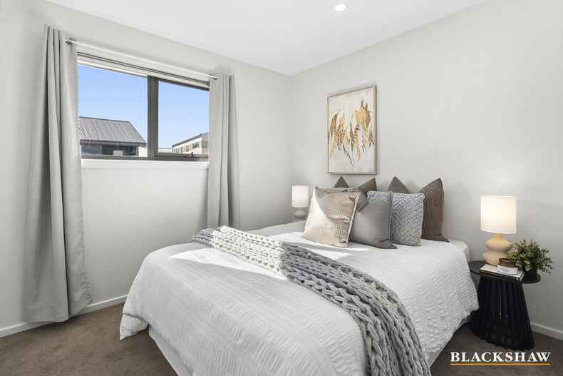 31/2 Hoffmann Street Moncrieff 31/2 Hoffmann Street Moncrieff
