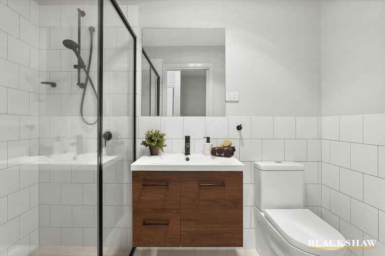 31/2 Hoffmann Street Moncrieff 31/2 Hoffmann Street Moncrieff