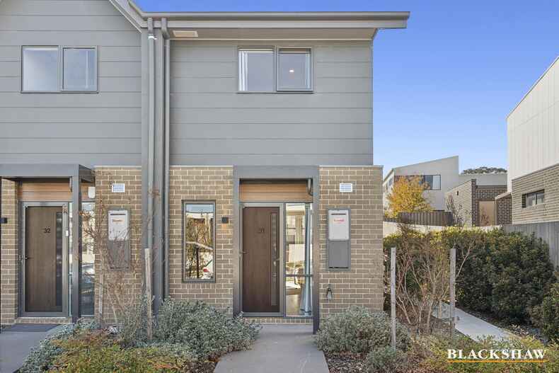 31/2 Hoffmann Street Moncrieff 31/2 Hoffmann Street Moncrieff