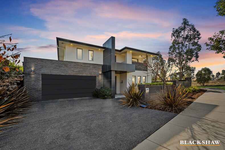 18 Merlin Crescent Googong