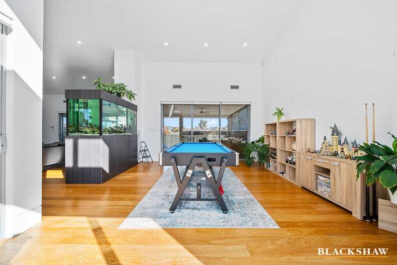 18 Merlin Crescent Googong