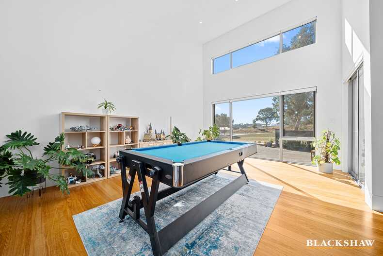 18 Merlin Crescent Googong