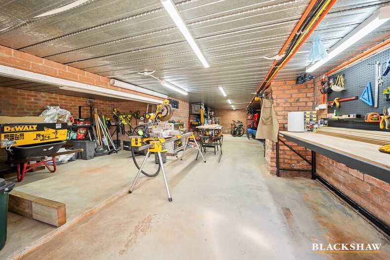 18 Merlin Crescent Googong