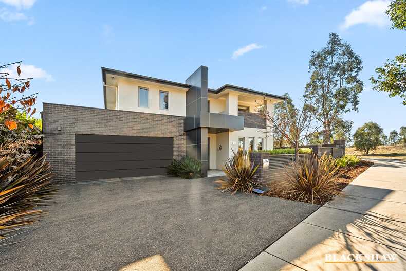 18 Merlin Crescent Googong