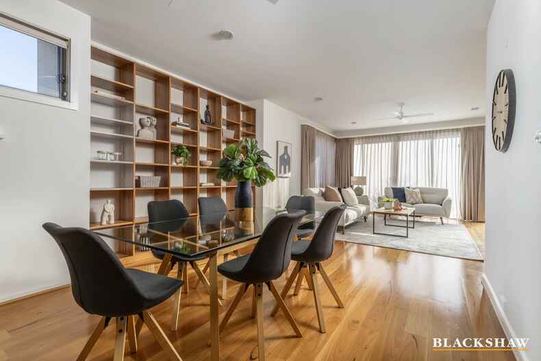 21 Quain Street Crace 21 Quain Street Crace