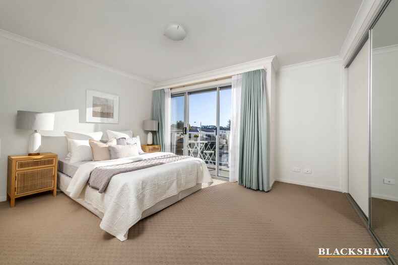 21 Quain Street Crace 21 Quain Street Crace