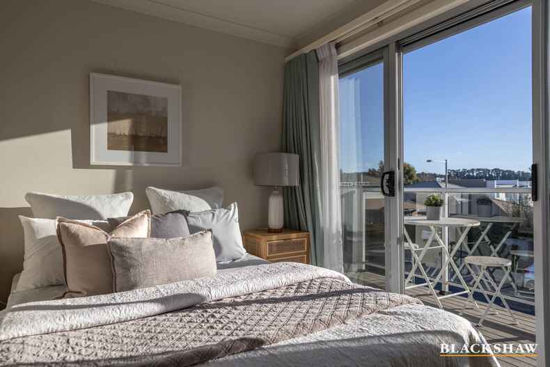 21 Quain Street Crace 21 Quain Street Crace