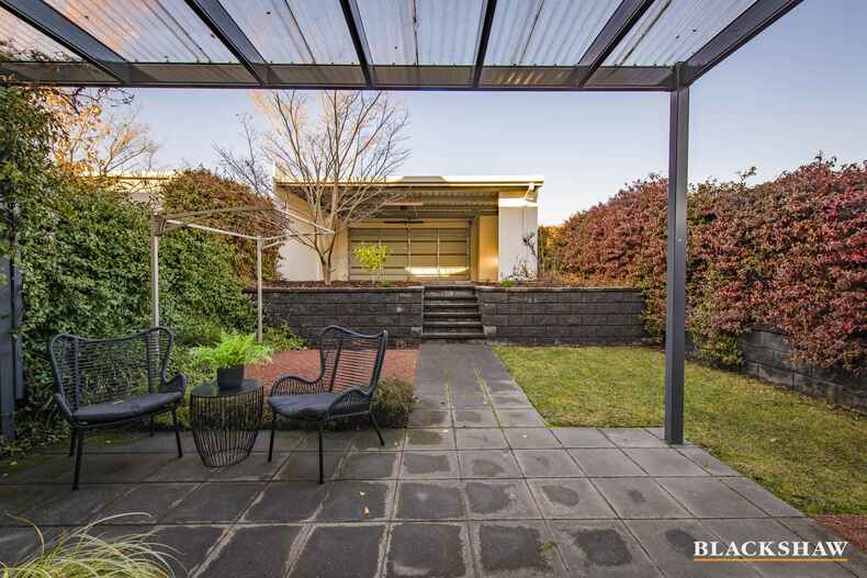 21 Quain Street Crace 21 Quain Street Crace