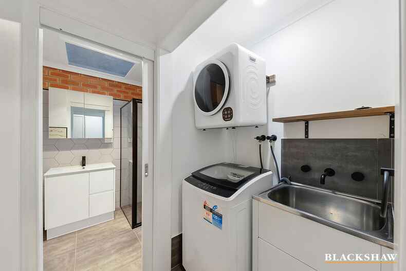 2/23 Mansfield Place Phillip