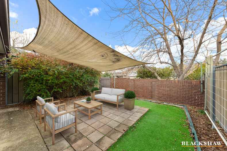 2/23 Mansfield Place Phillip