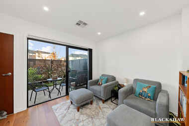 5B/1 Cornelius Street Coombs