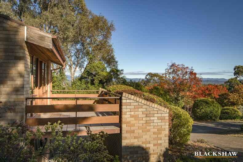 10 Couvreur Street Garran 10 Couvreur Street Garran