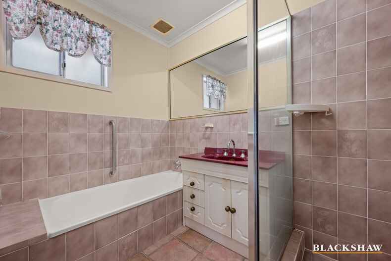 5 Brent Place Garran