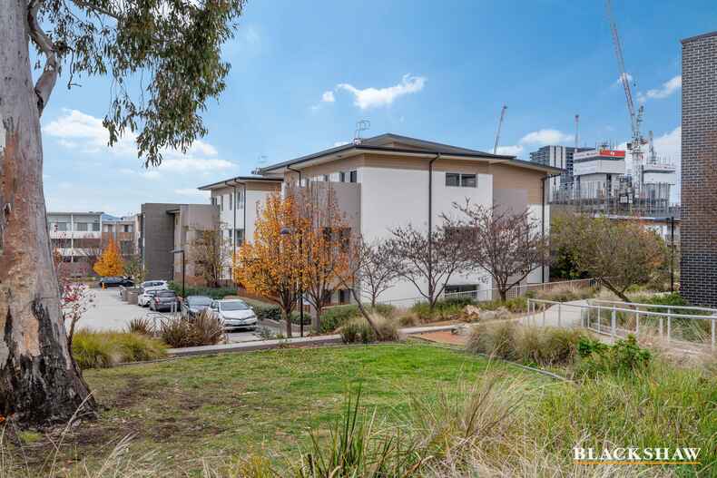 178/15 Mower Place Phillip