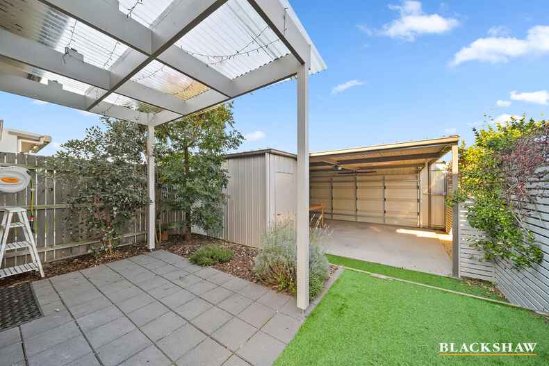 71 Caragh Avenue Googong