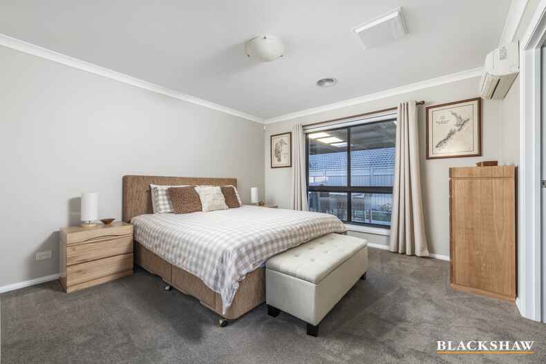 12 Angell Place Banks